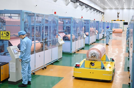 2025 में चीन की जीडीपी पहली बार 1,400 खरब युआन के पार 2025 में चीन की जीडीपी पहली बार 1,400 खरब युआन के पार