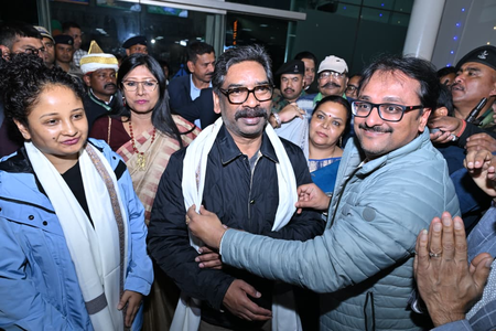 दावोस और लंदन दौरे से रांची लौटे सीएम बोले, अंतरराष्ट्रीय मंचों पर पहली बार राज्य ने दर्ज कराई सशक्त मौजूदगी