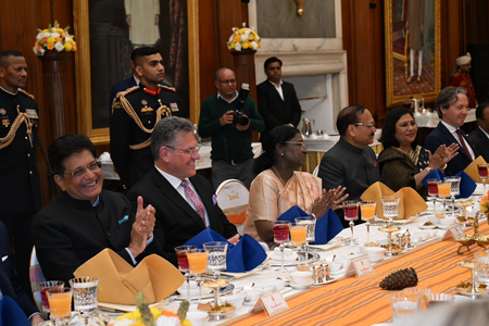 राष्ट्रपति भवन: ईयू नेताओं के लिए भोज का आयोजन, उपराष्ट्रपति और केंद्रीय मंत्री ने लिया भाग