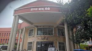 रांची : फंदे से लटकी मिली शख्स की लाश, चार दिन पहले की थी पत्नी की गोली मारकर हत्या