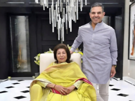 संजय कपूर संपत्ति विवाद: दिवंगत बिजनेसमैन की मां रानी कपूर के केस की सुनवाई टली, फर्जी फैमिली ट्रस्ट मामले पर होनी थी सुनवाई