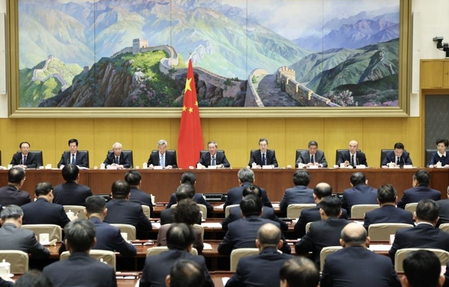 चीनी प्रधानमंत्री ने स्वच्छ शासन पर राज्य परिषद की चौथी बैठक का आयोजन किया