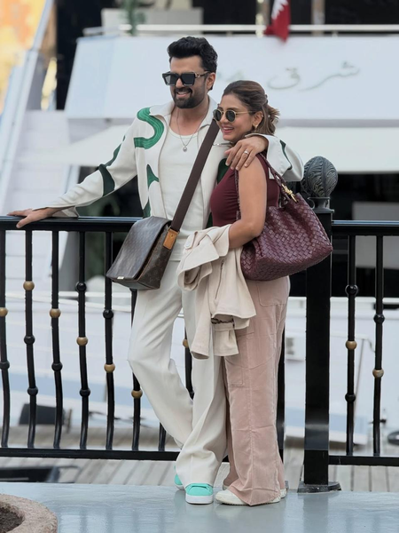 शादी की 19वीं सालगिरह पर पत्नी संयुक्ता पर मनीष पॉल ने लुटाया प्यार