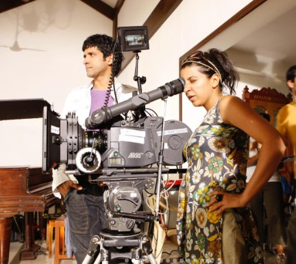 जोया अख्तर ने 'लक बाय चांस' के 17 साल पूरे होने पर पुरानी यादें की ताजा, कहा- 'जिंदगी एक सपना थी' जोया अख्तर ने 'लक बाय चांस' के 17 साल पूरे होने पर पुरानी यादें की ताजा, कहा- 'जिंदगी एक सपना थी'