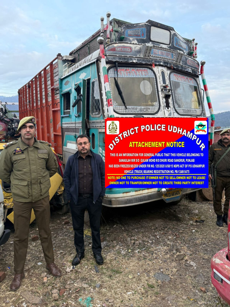 उधमपुर पुलिस का ड्रग माफिया के खिलाफ सख्त रुख, 30 लाख की संपत्ति जब्त