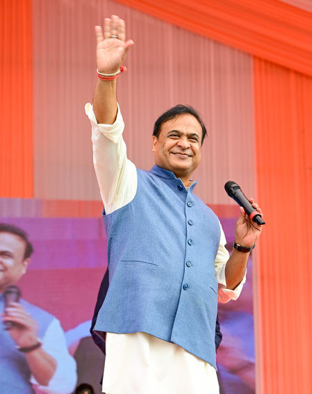 पीएम मोदी ने हिमंत बिस्वा सरमा को दी जन्मदिन की बधाई, कहा- आपके नेतृत्व में असम में प्रगति