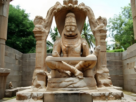 रहस्यों से भरा है पनकला नरसिम्हा स्वामी मंदिर, प्रतिमा पी जाती है कई लीटर मीठा पानी!