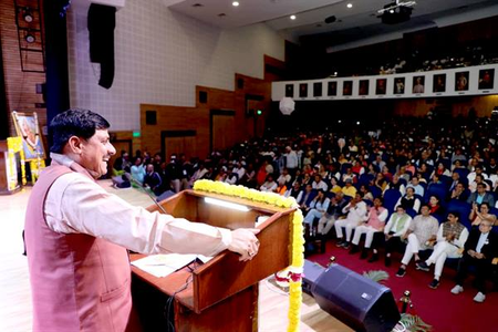 सनातन व्यवस्था के संस्कार जीवन को संतुलित, स्वस्थ और मूल्यवान बनाने की है वैज्ञानिक पद्धति: सीएम मोहन यादव