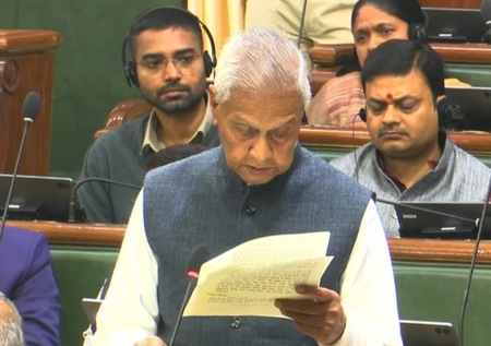 बिहार विधानसभा में वित्त मंत्री बिजेंद्र यादव ने पेश किया 3.47 लाख करोड़ रुपये का बजट