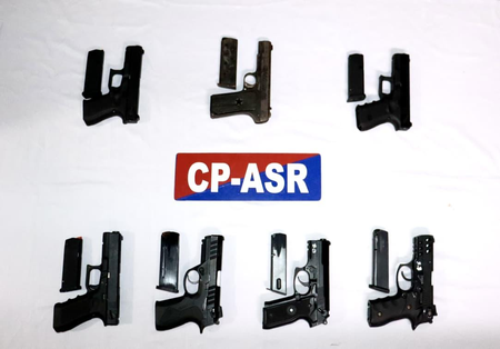 पंजाब पुलिस ने हथियार तस्करी नेटवर्क का किया भंडाफोड़, 7 पिस्तौल बरामद