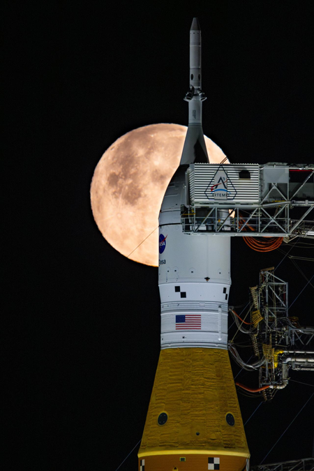 NASA postpones Artemis II Moon mission to March over hydrogen leak during fuelling test NASA postpones Artemis II Moon mission to March over hydrogen leak during fuelling test