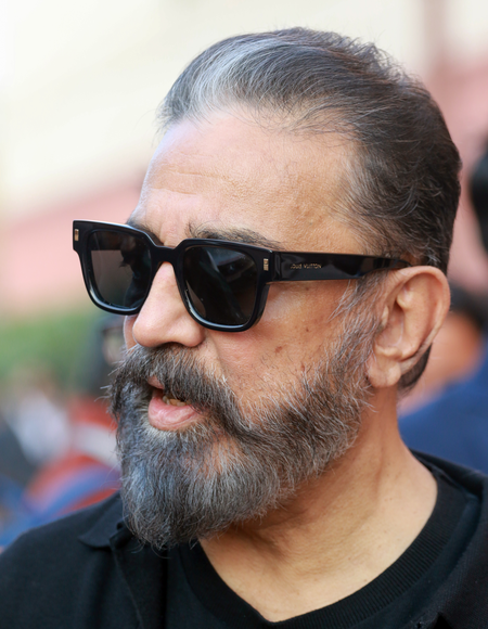 कमल हासन का बड़ा फैसला एमएनएम 2026 तमिलनाडु चुनाव में सीधे नहीं लड़ेगी, डीएमके को समर्थन