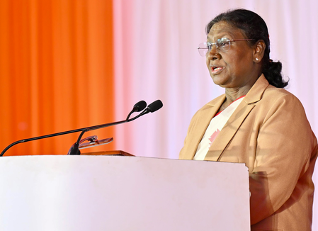 'भारत एआई इम्पैक्ट समिट' ग्लोबल एआई का लाभ उठाकर लोगों के हितों में काम करने में अहम भूमिका निभाएगी : राष्ट्रपति मुर्मु