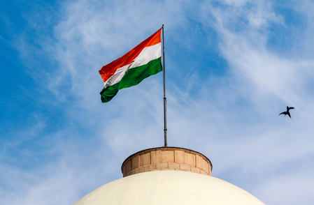 पश्चिम एशिया तनाव: उड़ानें रद्द होने से कतर में फँसे कई भारतीय, दूतावास ने मांगी पूरी जानकारी