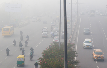 दो दिन की राहत के बाद फिर बिगड़ी हवा, एनसीआर में कई इलाके रेड जोन में, लोनी का एक्यूआई 400 तक पहुंचा