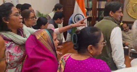 विवाद: कांग्रेस सांसदों ने स्पीकर के चैंबर में जबरन घुसकर दी गाली-धमकी, रिजिजू ने जारी किया सनसनीखेज वीडियो