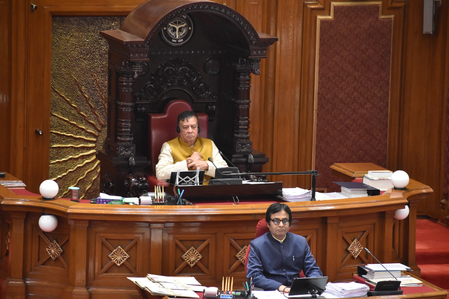 यूपी विधानसभा में ट्रांसजेंडर कल्याण, एआई दुरुपयोग और निवेश पर गरमाई चर्चा