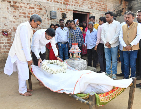 पश्चिम बंगाल: अभिषेक बनर्जी ने बंगाली प्रवासियों पर हमलों में एक पैटर्न होने का आरोप लगाया