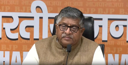 सदन में राहुल गांधी का व्यवहार संवैधानिक मर्यादाओं और संसद की नियमावली के खिलाफ : रविशंकर प्रसाद