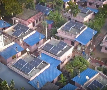 पीएम सूर्य घर योजना: प्रधानमंत्री मोदी के विजन से मिला विस्तार, गति शक्ति से जोड़ने का सुझाव बना टर्निंग पॉइंट