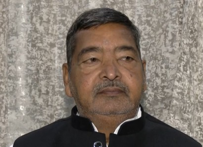 भारत-पाकिस्तान मैच सिर्फ एक बिजनेस डील : सपा सांसद वीरेंद्र सिंह