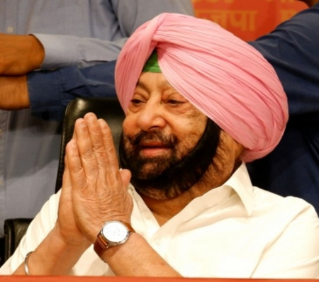सफल रही कैप्टन अमरिंदर सिंह की नी रिप्लेसमेंट सर्जरी, अस्पताल से डिस्चार्ज, जल्द करेंगे मैदान में वापसी