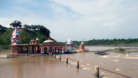 सोमेश्वर धाम के ताले खोलने को संतों का अल्टीमेटम: सरकार को चेताया - प्रतिदिन दर्शन नहीं तो उग्र आंदोलन