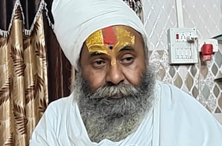 यूपी : आजमगढ़ शेरपुर कुटी महंत राम कृष्ण दास ने शिवरात्रि की शुभकामनाएं दीं, कोल्हूनाथ शिवलिंग की महिमा बताई