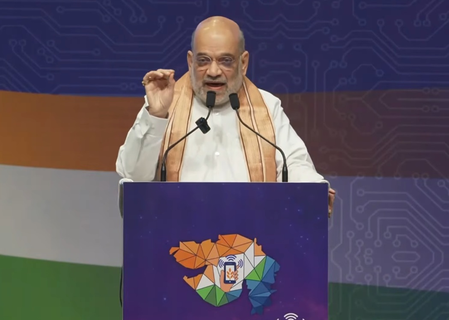 अमित शाह ने राहुल गांधी को भरी चुनौती: 'किसानों का नुकसान किसने किया? किसी भी मंच पर आएं, बहस कर लें'