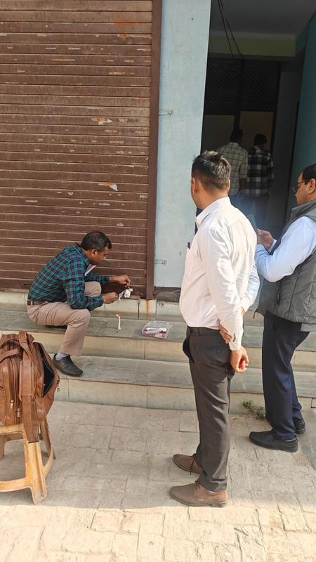 ग्रेटर नोएडा में कुट्टू आटे से बिगड़ी तबीयत, पुलिस-खाद्य विभाग ने दुकान की सील, 4 आरोपी गिरफ्त में