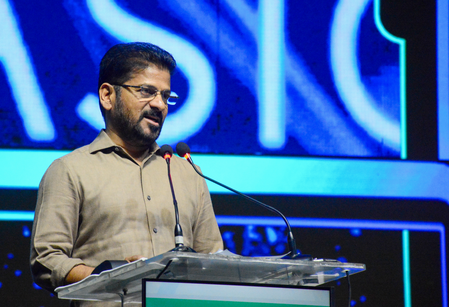 स्वच्छता को लेकर रेवंत रेड्डी का अल्टीमेटम: ग्रेटर हैदराबाद में गंदगी पर जीरो टॉलरेंस, करेंगे औचक निरीक्षण