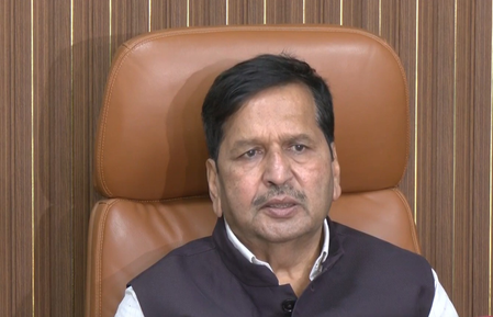 रोहित पवार के आरोपों पर मंगल प्रभात लोढ़ा का पलटवार, बोले-बिना तथ्य कुछ कहना गलत