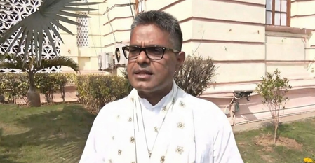 माधव आनंद ने शराबबंदी कानून की समीक्षा की मांग की