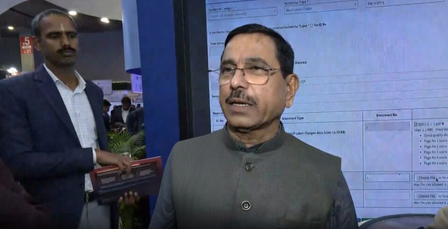 राहुल गांधी के AI समिट को 'PR तमाशा' बताने पर प्रह्लाद जोशी बिफरे, कहा- यह नकारात्मकता है