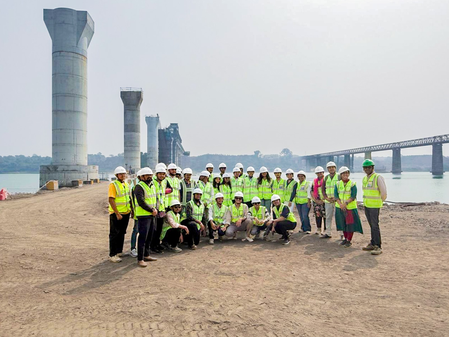 महाराष्ट्र  बुलेट ट्रेन साइट विजिट, 200 से अधिक युवा इंजीनियरों को मिला प्रत्यक्ष निर्माण अनुभव