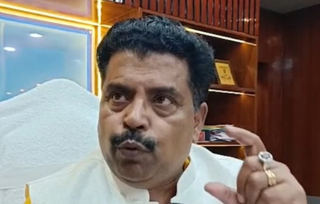 बिहार में मांस और मछली पर प्रतिबंध को लेकर टीएमसी विधायक नारायण गोस्वामी ने भाजपा पर साधा निशाना