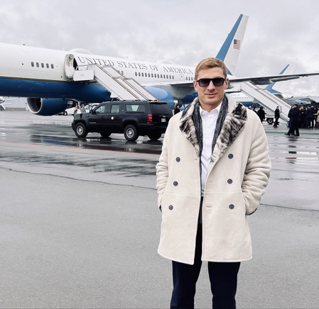 इंडिया-एआई इम्पैक्ट समिट में शामिल हुए अमेरिकी अवर सचिव जैकब हेलबर्ग