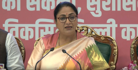 रेखा गुप्ता ने पेश किया एक साल का रिपोर्ट कार्ड, कहा- वादों नहीं काम की सरकार