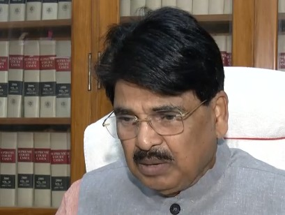 एआई समिट में यूथ कांग्रेस का शर्टलेस प्रोटेस्ट शर्मनाक घटना: मनन मिश्रा