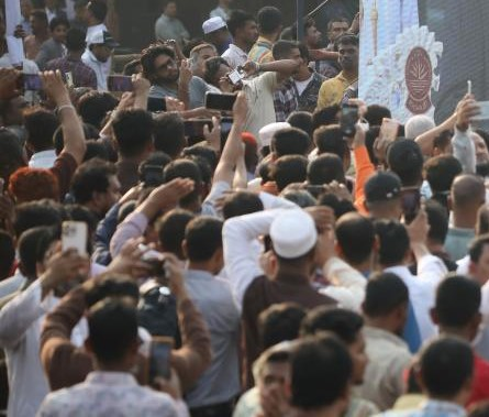 बांग्लादेश में सत्ता संभालते ही बढ़ा तनाव! ढाका में बीएनपी नेता को अज्ञात हमलावरों ने मारी गोली