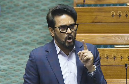 अनुराग ठाकुर ने बताया राहुल का मतलब, कांग्रेस सांसद पर देश की छवि धूमिल करने का आरोप