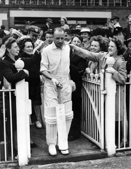 टेनिस रैकेट छोड़कर हाथ में थामा बल्ला, ब्रैडमैन ऐसे बने 22 गज की पिच के डॉन