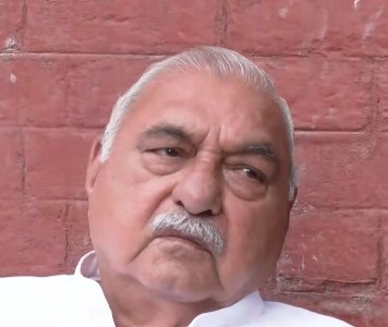 यूथ कांग्रेस चीफ की गिरफ्तारी पर हुड्डा का वार: विफलताओं से घबराई सरकार की साजिश है यह