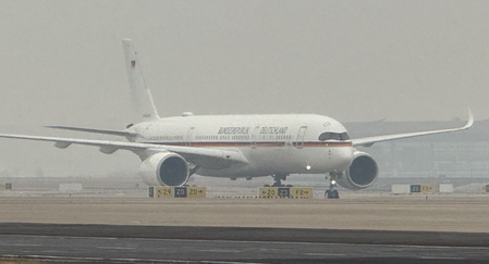 जर्मन चांसलर की चीन यात्रा शुरू