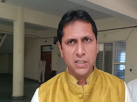 होली और ईद से पहले दतिया में शांति समिति की बैठक, जनता से किया सौहार्दपूर्ण त्योहार मनाने का आग्रह होली और ईद से पहले दतिया में शांति समिति की बैठक, जनता से किया सौहार्दपूर्ण त्योहार मनाने का आग्रह