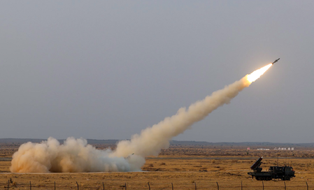 मध्य पूर्व में तनाव बढ़ने से डिफेंस शेयरों में तूफानी तेजी, 8.5 प्रतिशत तक उछाले