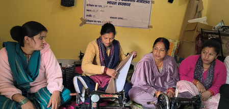 चमोली में जूट बैग निर्माण और हस्तशिल्प से महिलाएं लिख रही हैं सफलता की नई कहानी चमोली में जूट बैग निर्माण और हस्तशिल्प से महिलाएं लिख रही हैं सफलता की नई कहानी