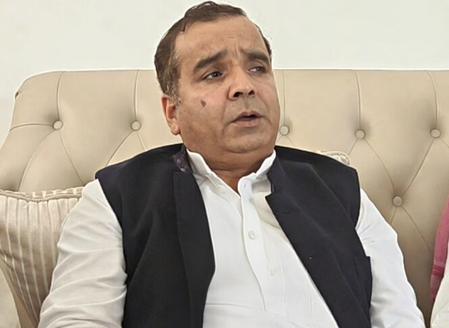 सरकार विपक्ष के नेताओं पर कर रही अत्याचार, केजरीवाल के बरी होने पर सपा सांसद धर्मेंद्र यादव की प्रतिक्रिया सरकार विपक्ष के नेताओं पर कर रही अत्याचार, केजरीवाल के बरी होने पर सपा सांसद धर्मेंद्र यादव की प्रतिक्रिया