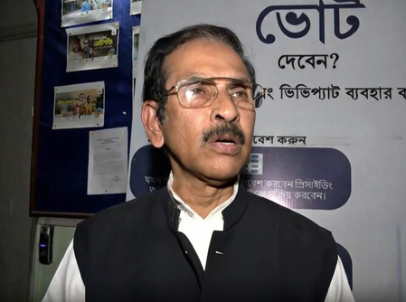 पश्चिम बंगाल कांग्रेस अध्यक्ष ने एक चरण में चुनाव की मांग की, मतदाता सूची में गड़बड़ी पर आंदोलन की चेतावनी पश्चिम बंगाल कांग्रेस अध्यक्ष ने एक चरण में चुनाव की मांग की, मतदाता सूची में गड़बड़ी पर आंदोलन की चेतावनी