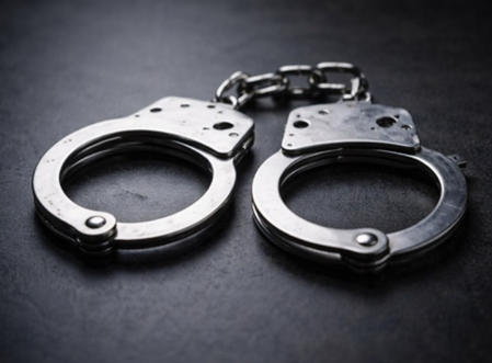 अंतरराष्ट्रीय ड्रग रैकेट का भंडाफोड़, 2.81 करोड़ की चरस जब्त, चार गिरफ्तार अंतरराष्ट्रीय ड्रग रैकेट का भंडाफोड़, 2.81 करोड़ की चरस जब्त, चार गिरफ्तार